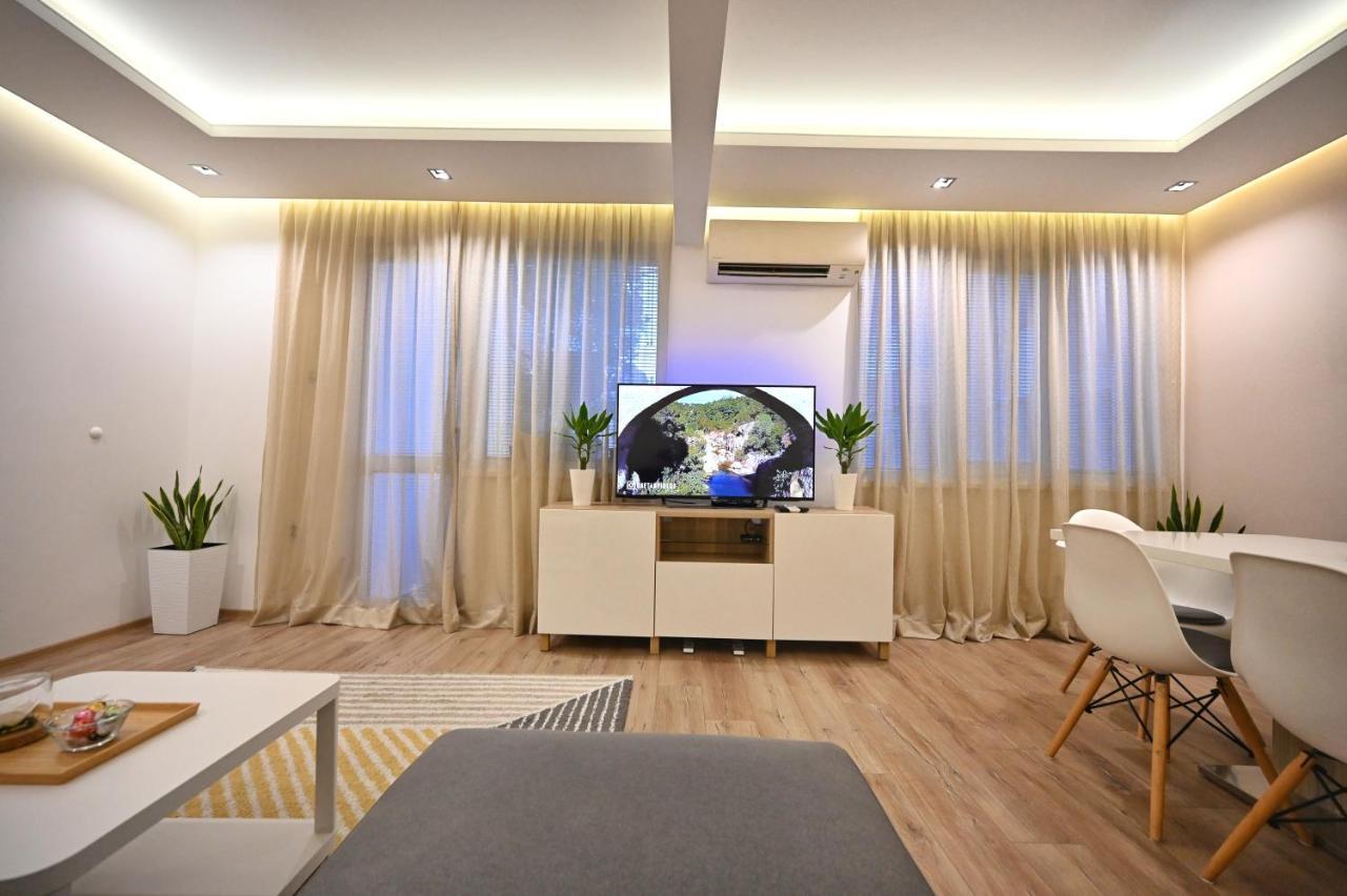Modern Central 2-Bedroom Apartment With Parking Warna Exterior foto
